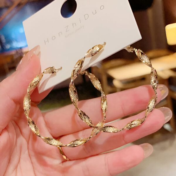 Golden Round Shape Earrings Classic Daily Wear Earrings for Women and Girls